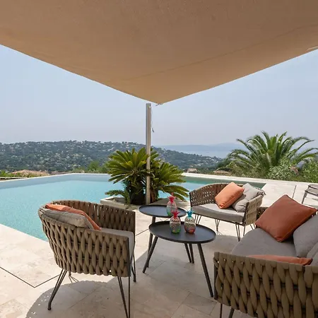 Les Vues Villa Sainte-Maxime